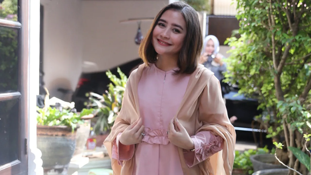 Rayakan Idul Adha, Prilly Latuconsina Ikut Berkurban 1 Ekor Sapi
