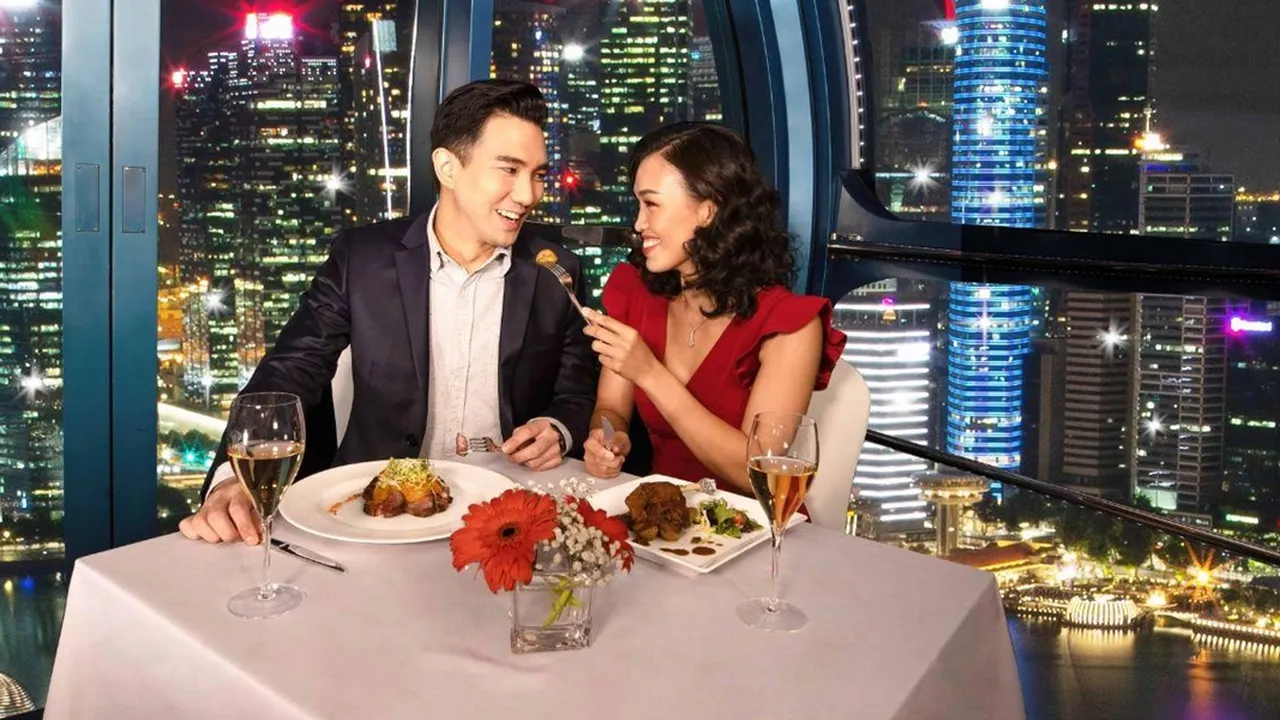 Rayakan Momen Spesial Bareng Pasangan di Singapore Flyer, Dinner dengan View 360 Derajat Kota Singapura!