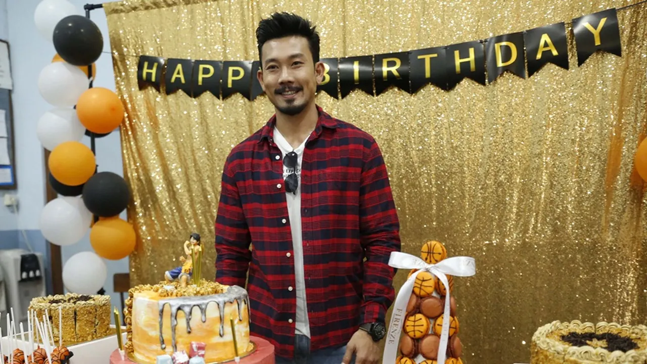Rayakan Ulang Tahun di Panti Asuhan, Denny Sumargo Rasakan Persamaan Rayakan Ulang Tahun di Panti Asuhan, Denny Sumargo Rasakan Persamaan