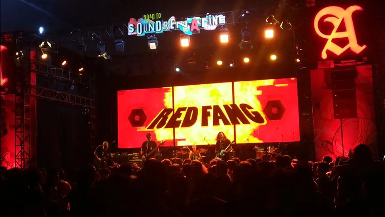 Red Fang Berhasil Bikin Panas Road To Soundrenaline 2019 di Surabaya Red Fang Berhasil Bikin Panas Road To Soundrenaline 2019 di Surabaya