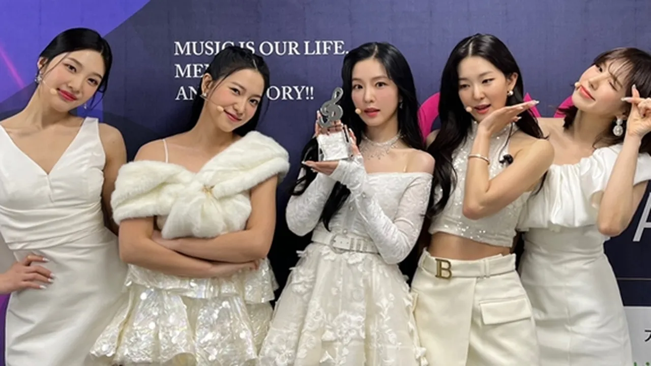 Red Velvet Rilis Schedule Poster untuk Mini-album 'FEEL MY RHYTHM'