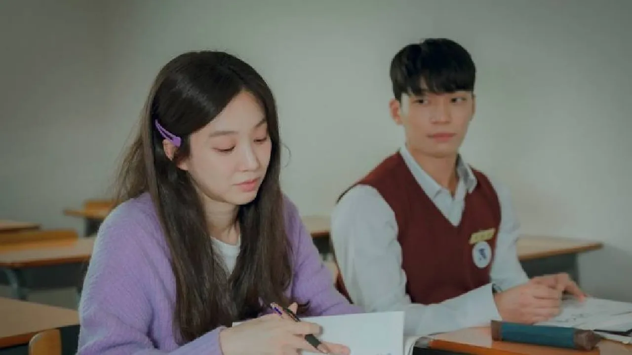 10 Rekomendasi Drakor Guru dan Murid Paling Romantis, Bikin Baper Maksimal