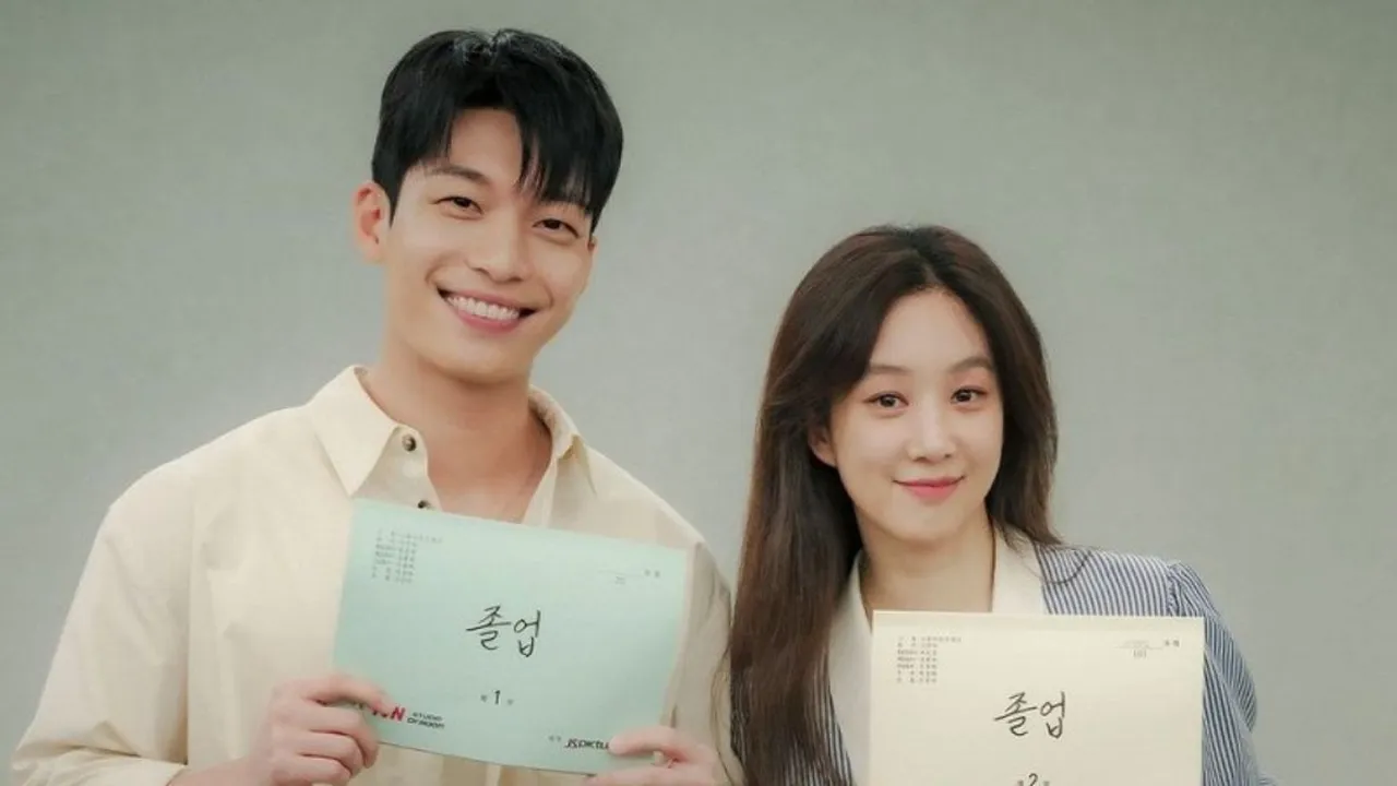 Rekomendasi Drama Korea yang Dibintangi Kim E Jun, Terbaru Resident Playbook