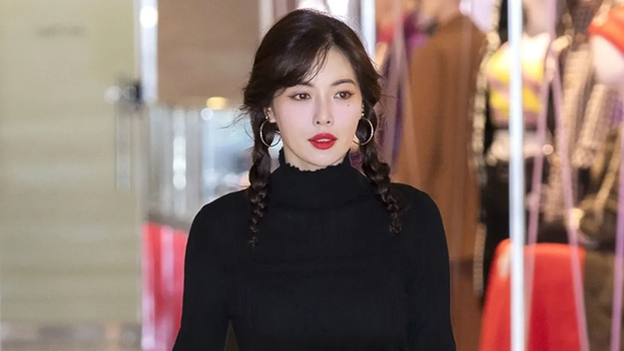 Renang Bareng, HyunA & Dawn Pamer Video Ciuman Mesra di Dalam Air