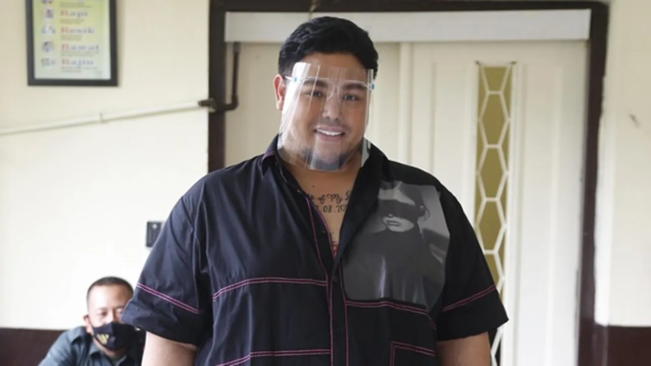 Rencana Nikah Tahun Depan, Ivan Gunawan Masih Rahasiakan Pacarnya