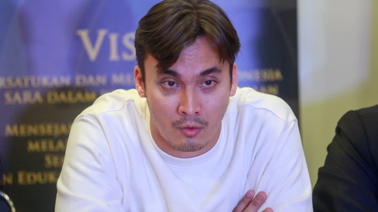 Rendy Kjaernett Minta Maaf Soal Kabar Perselingkuhannya dengan Syahnaz Sadiqah
