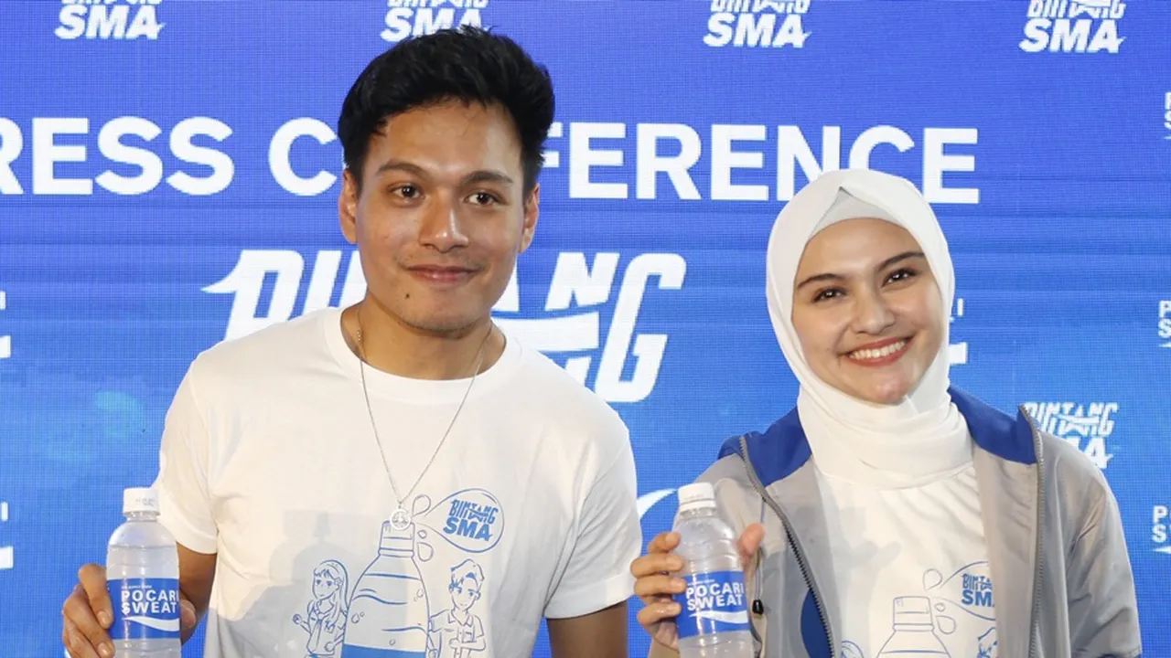 Rendy Pandugo dan Zee Zee Shahab Sedang Cari Bintang SMA