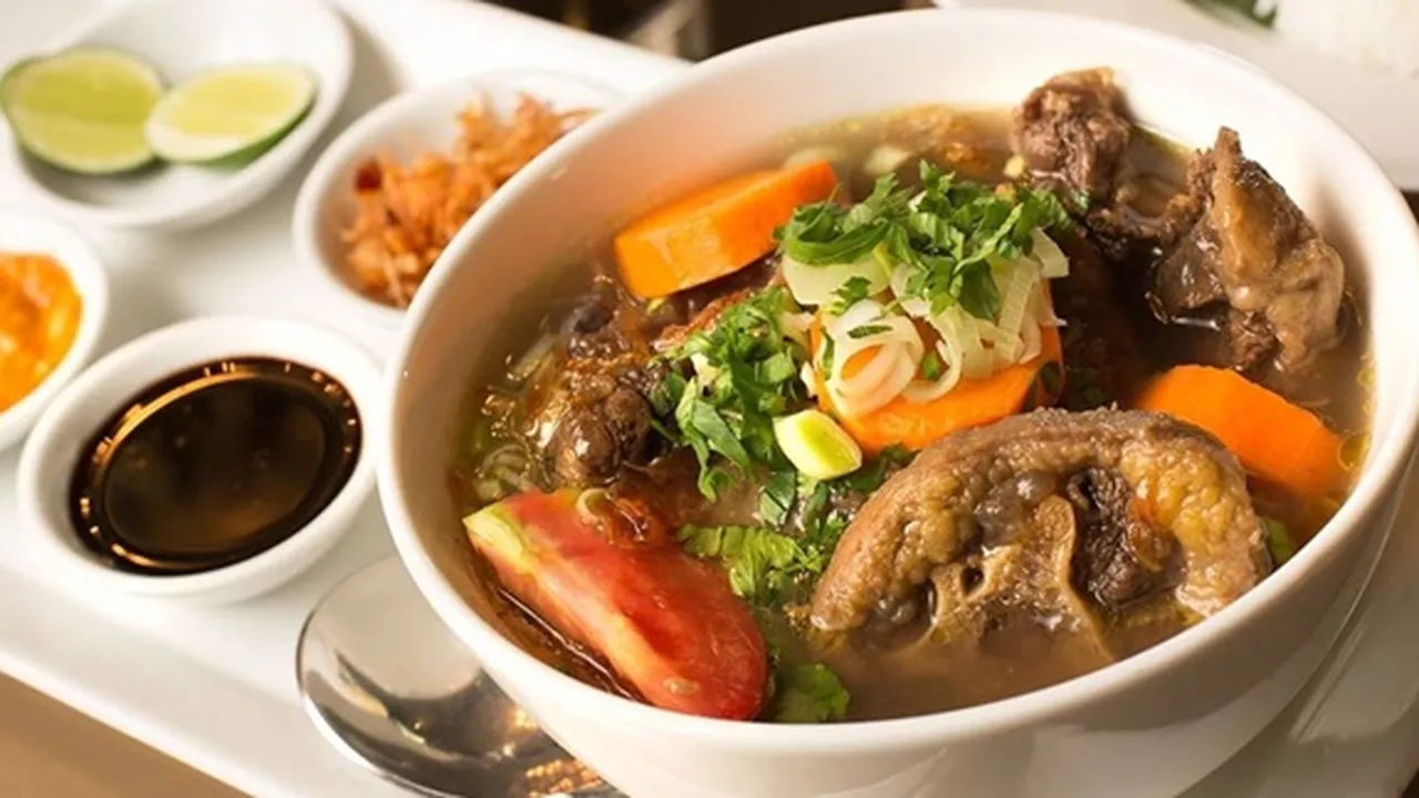Resep Sop Buntut Sapi Empuk Kaya Rempah, Bisa Hangatkan Tubuh