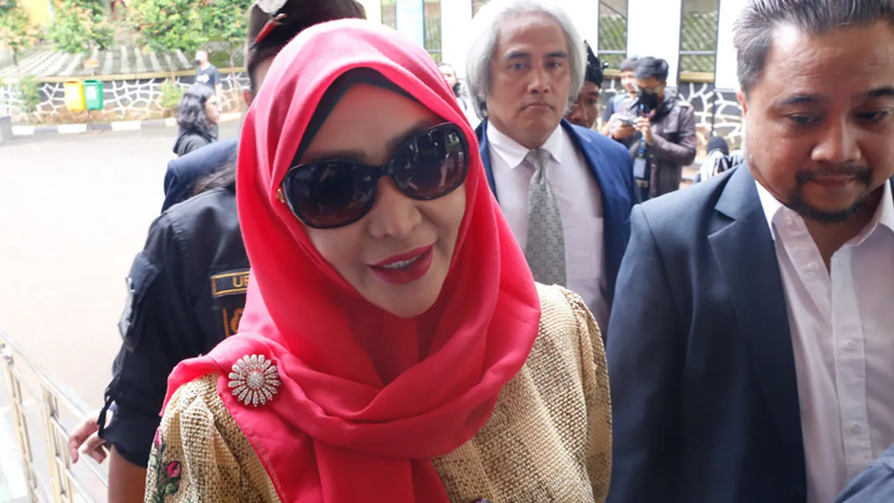 Resmi Jadi Janda, Roro Fitria: Bahagia Luar Biasa