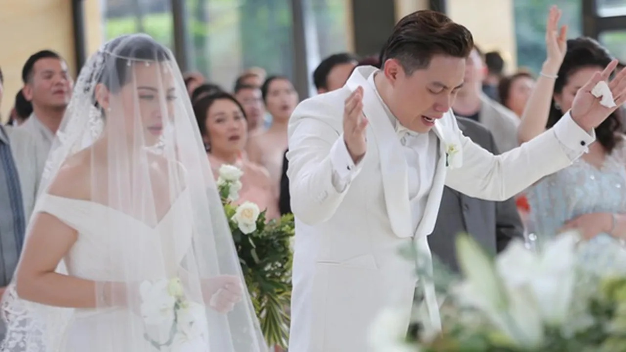 Resmi Menikah dengan Venny, Edric Tjandra Menangis Terharu