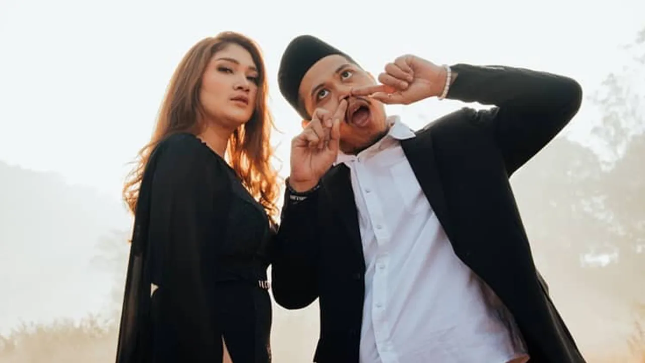 Resmi Menikah, Tretan Muslim Bacakan Ijab Qabul Dengan Bernada