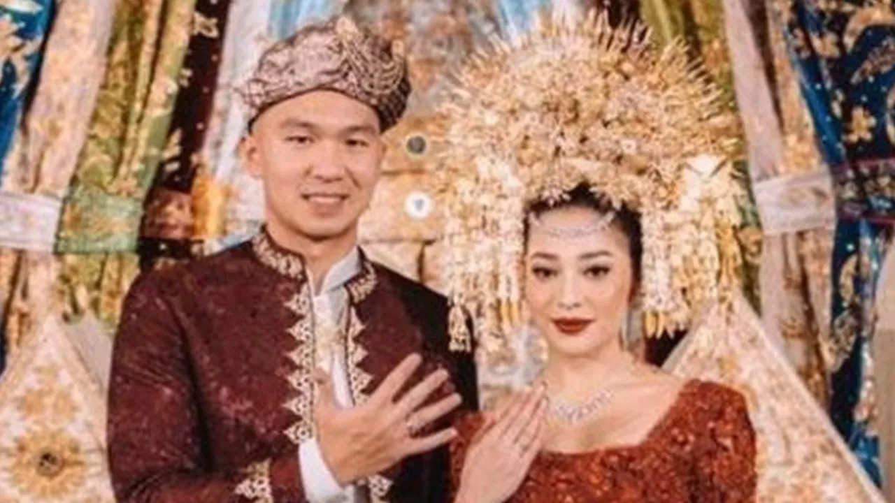 Resmi Menikahi Nikita Willy, Ini Gelar Khusus yang Disematkan Kepada Indra Priawan Resmi Menikahi Nikita Willy, Ini Gelar Khusus yang Disematkan Kepada Indra Priawan