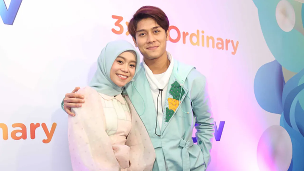 Resmi Pacaran Dengan Rizky Billar, Lesti: Terima Kasih Sudah Hadir di Hidup Dede