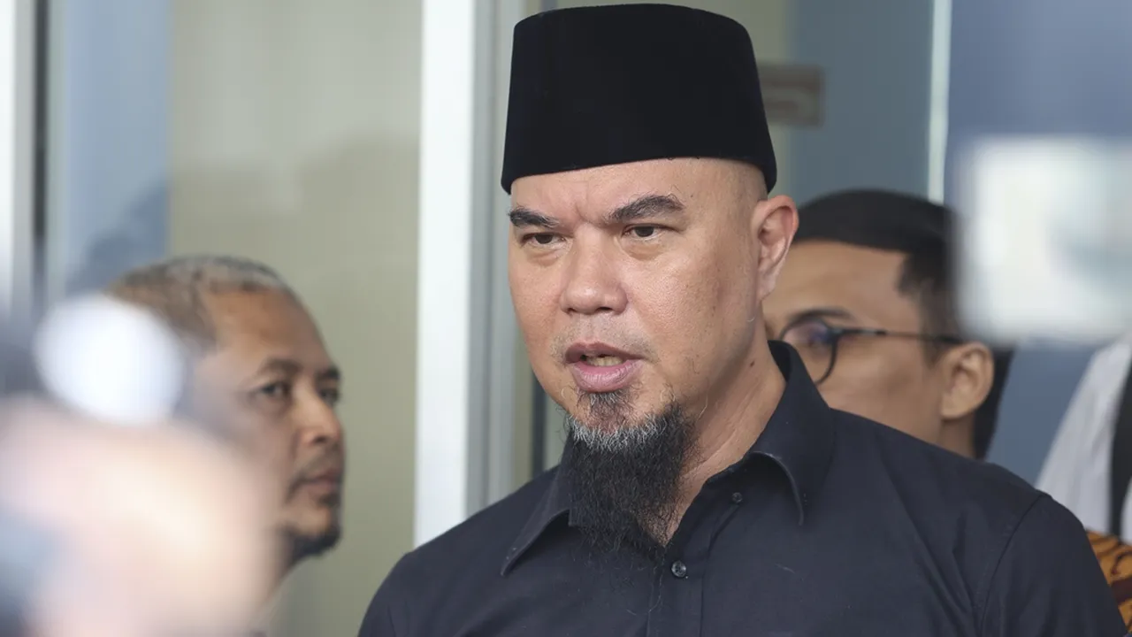 Respons Ahmad Dhani Disebut Belum Move On Dari Maia Estianty, Tegaskan Bukan Dendam