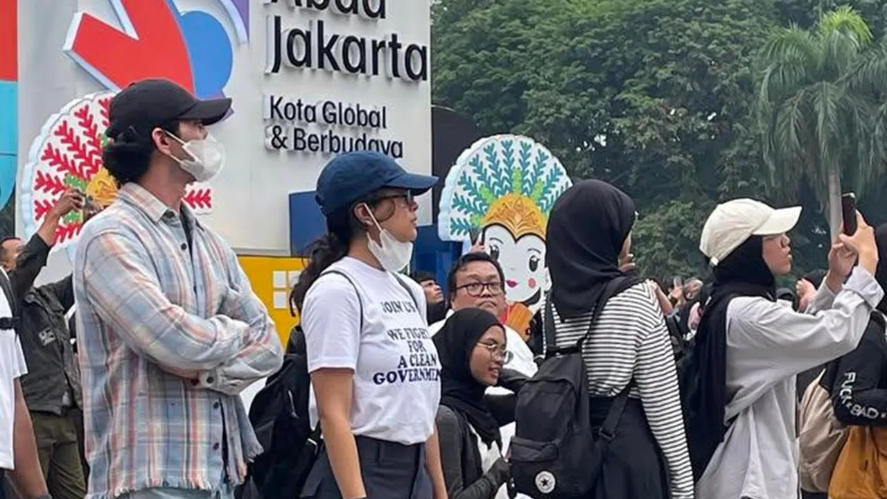 Reza Rahadian dan Eva Celia Ikut Demo 28 Oktober 2026 Reza Rahadian dan Eva Celia Ikut Demo 28 Oktober 2026