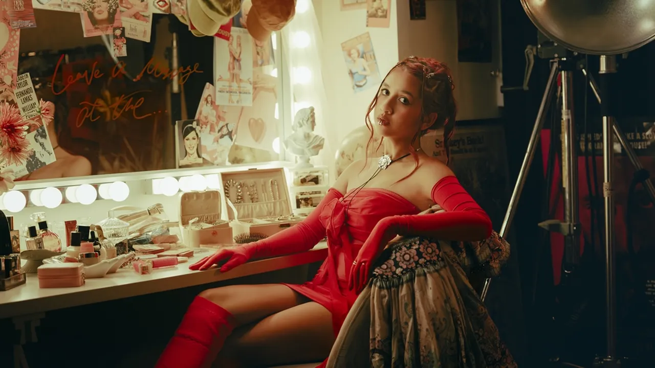 Rhea Asmara, Penyanyi Cantik Berdarah Jerman Rilis Single Ketiga Bertajuk 'Going Up'