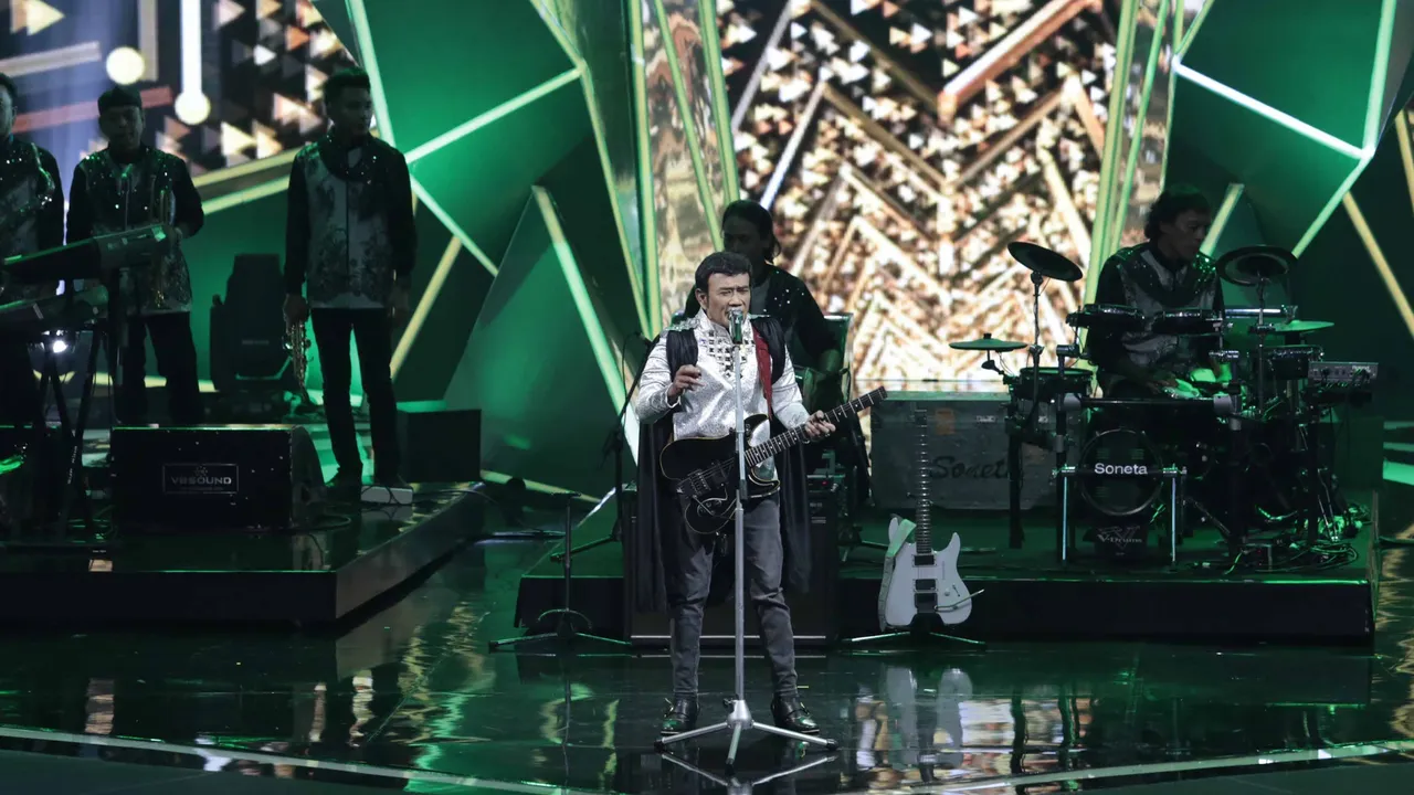 Rhoma Irama Akui Dirinya Seorang Vyanisty, Ternyata Ini Alasannya...