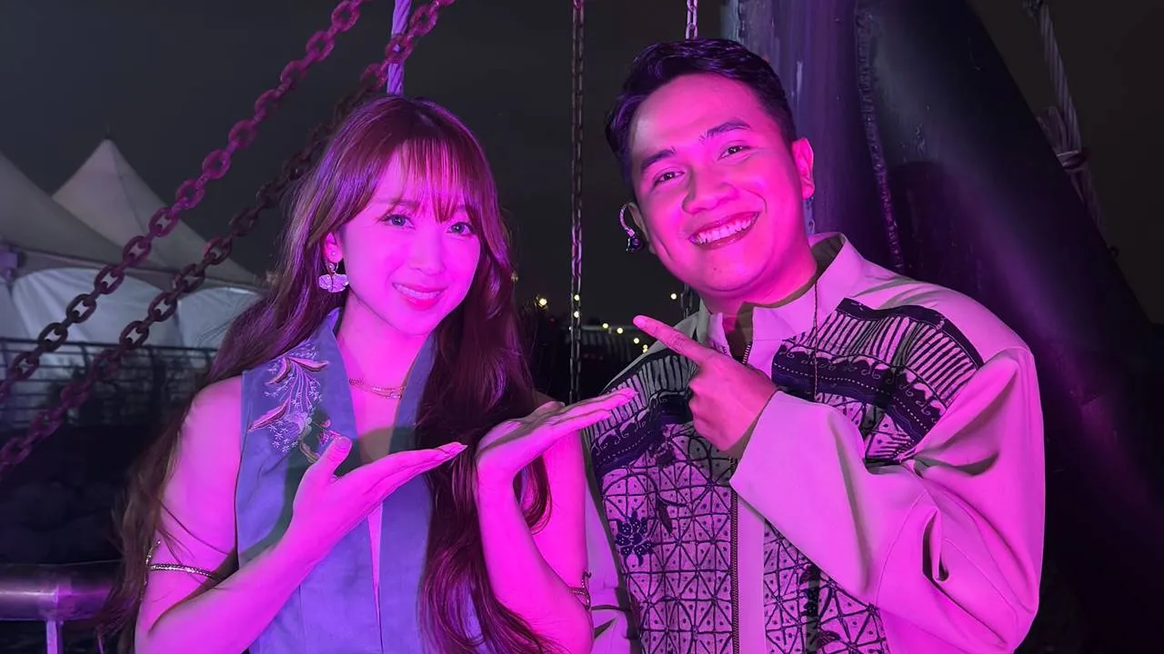 Ridwan LIDA Pamer Foto Bareng Dita Karang, "Biduan Indosiar x Biduan Korea"