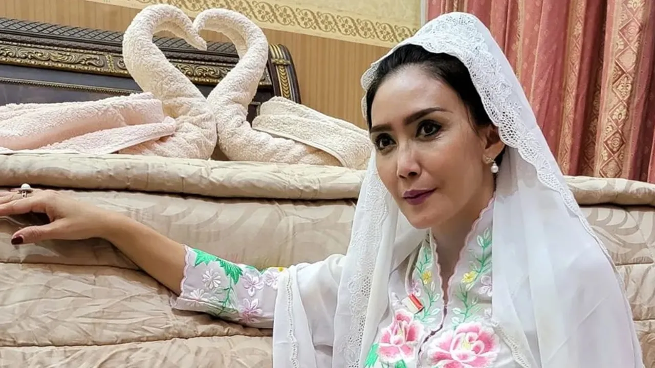 Rieke Diah Pitaloka Daur Ulang Lagu 'I'tiraf' dengan Sentuhan Orkestra