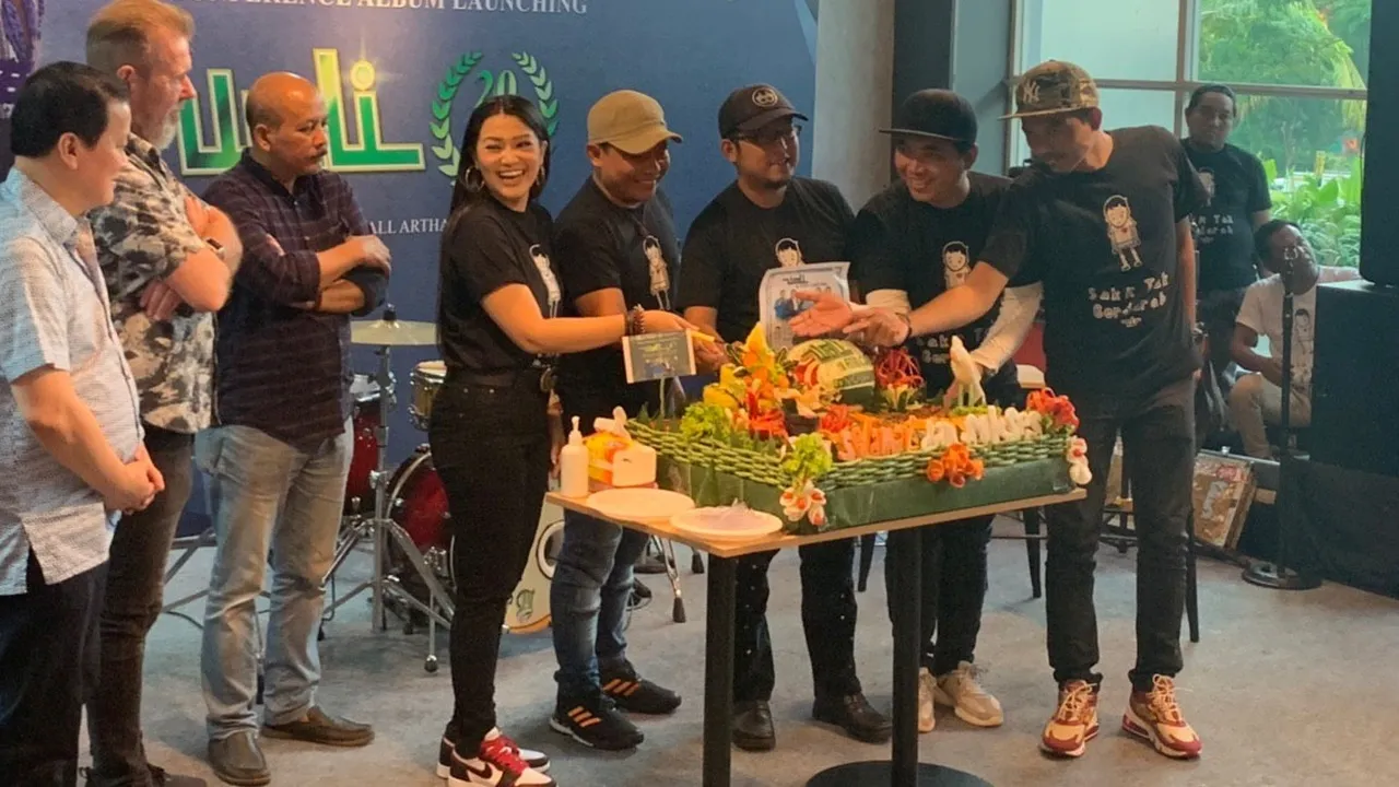 Rilis Album Baru, Wali Gandeng Fitri Carlina