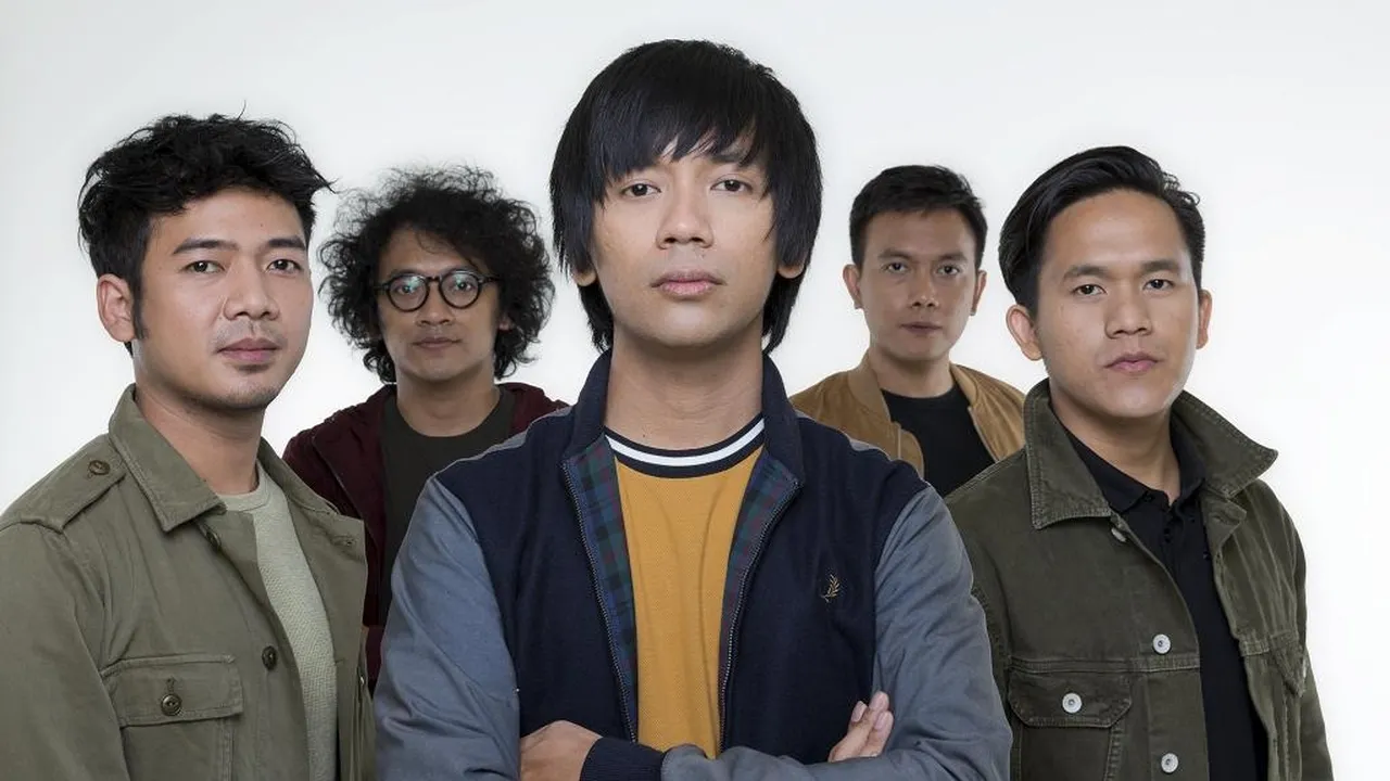 Rilis Single Baru, D'MASIV Ajak Pusakata Eks Payung Teduh