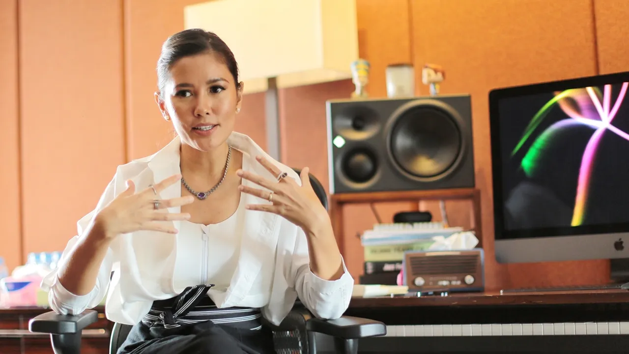 Rilis Single Kedua Berjudul ‘Flow’, Titi Radjo Padmaja Ungkap Menyanyi Adalah Hasrat Terpendamnya