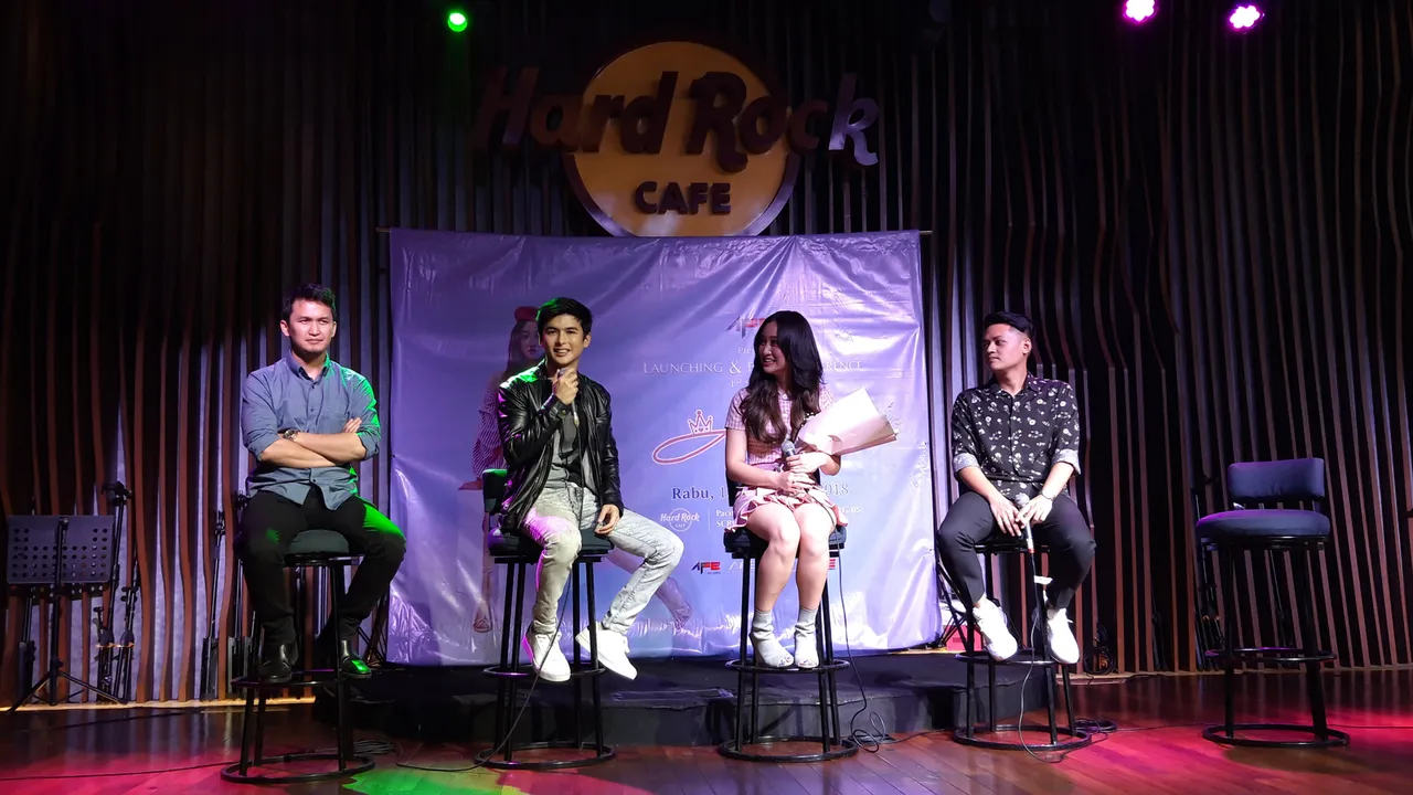 Rilis Single Perdana, Adeline Margaret Gandeng Mario Kacang & Aktor Ganteng Filipina