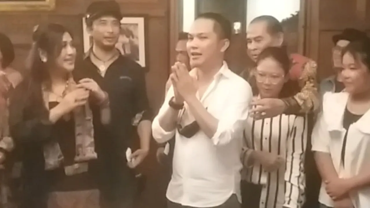 Rio Gebze Bakal Luncurkan Single, Piyu dan Paramitha Rusyadi Ucapkan Selamat
