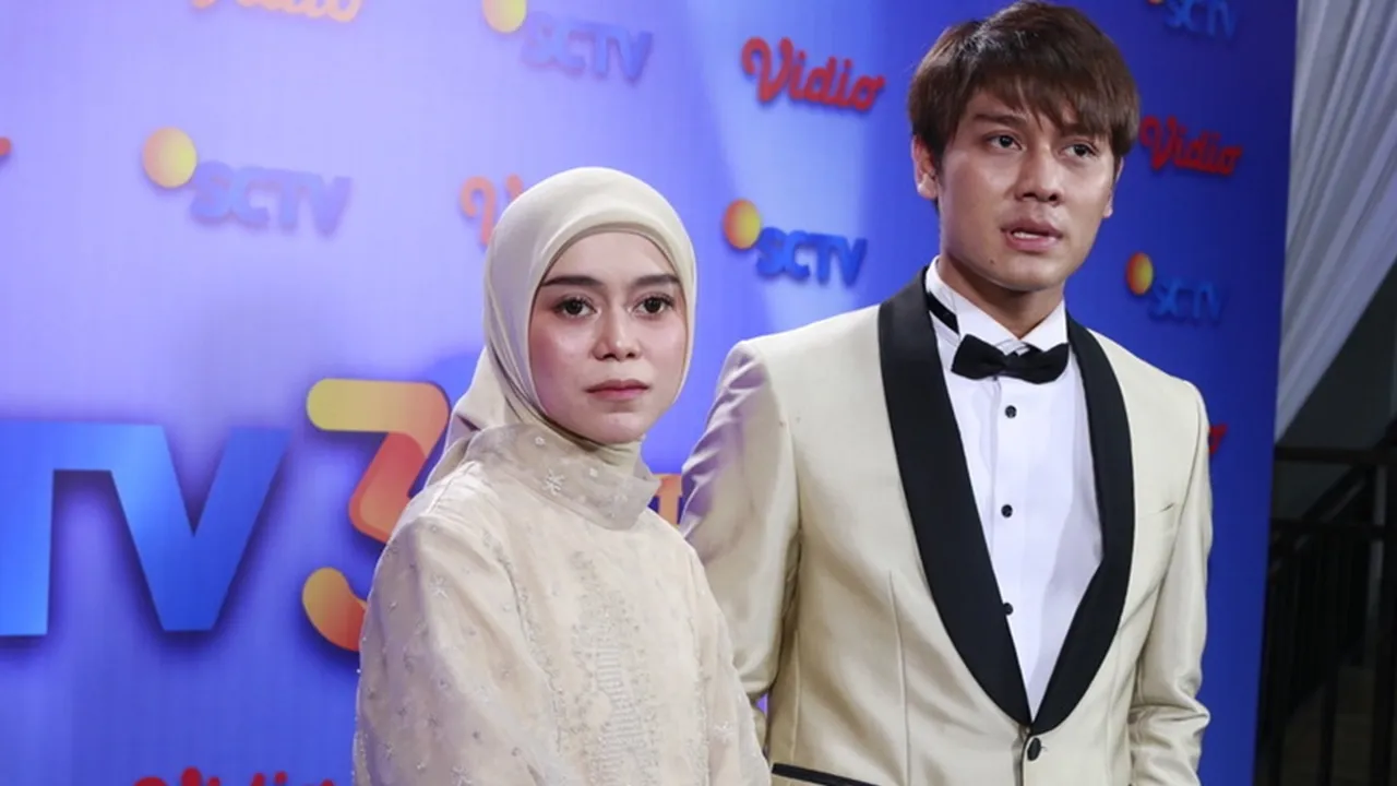 Rizky Billar dan Lesti Kejora Sambangi Polda Metro Jaya Tengah Malam, Ada Apa?