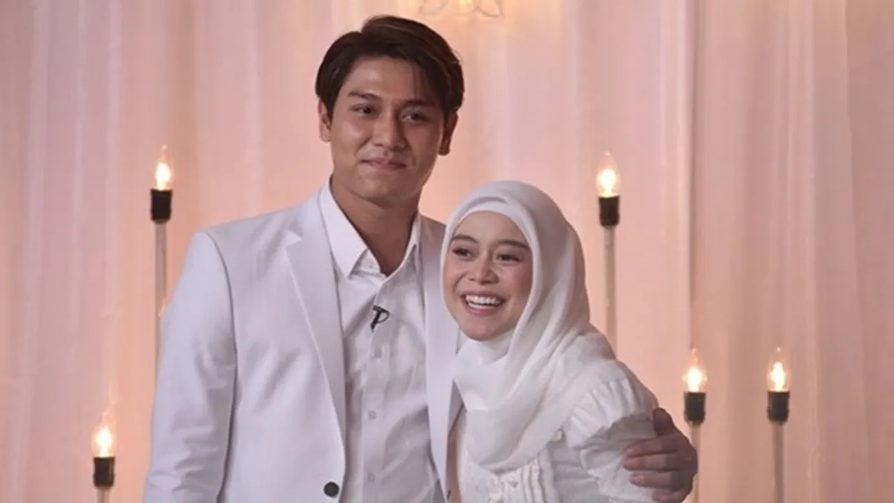 Rizky Billar Pakai Baju Tarzan di Acara Lepas Lajang, Begini Reaksi Lesti Kejora