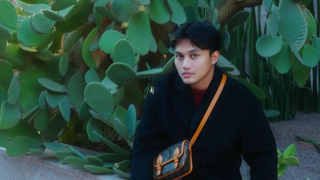 Rizky Febian Rilis 'Mencinta Tanpa Arah', Sempurnakan Karya Willy Albani
