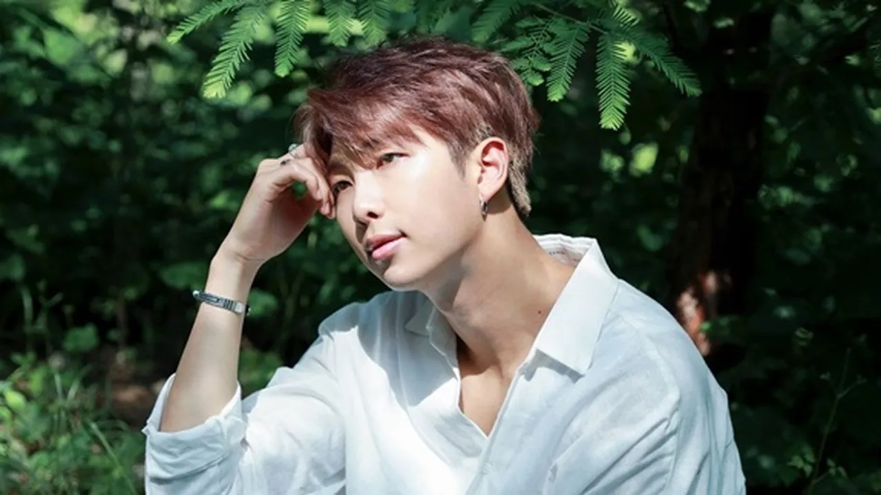 RM BTS Ungkap Alasan Putusnya dengan Sang Pacar Sewaktu SMA