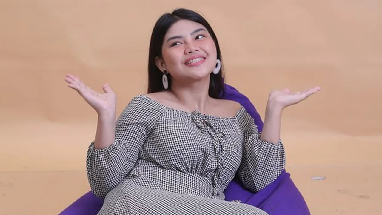 Rosa Meldianti Akhirnya Ungkap Sosok Kekasih Gantengnya, Seorang Pilot