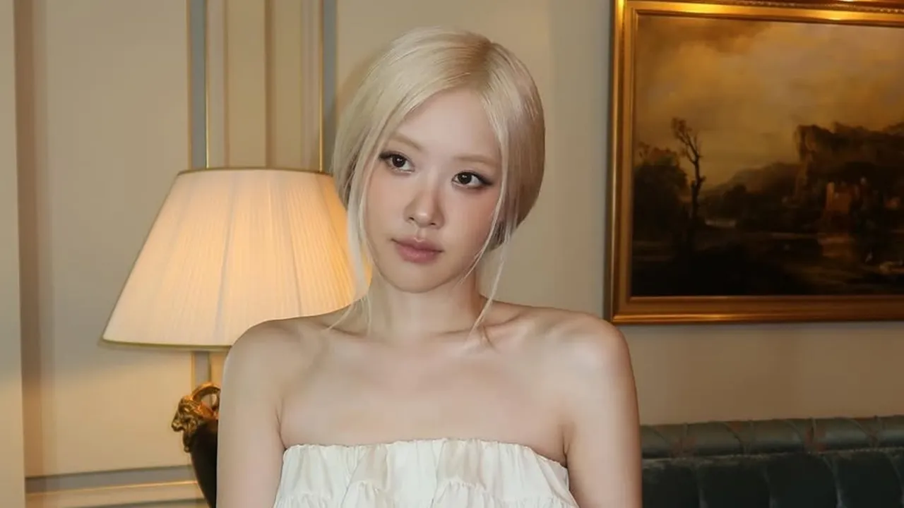 Rose BLACKPINK Lakukan Bleaching Akar Rambut 2 Minggu Sekali Selama 7 Tahun