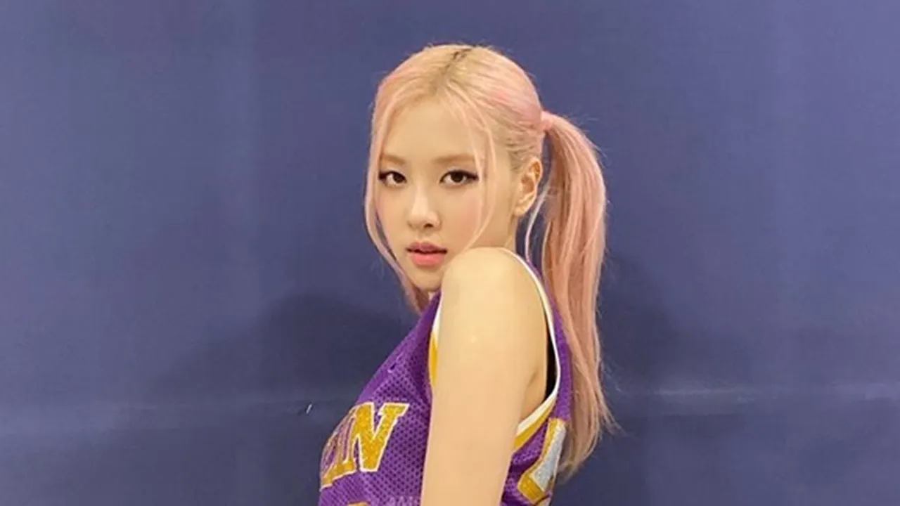 Rose Bongkar Alasan Pilih Judul 'LIGHT UP THE SKY' untuk Film Dokumenter BLACKPINK