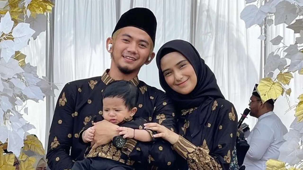 Rujuk - Akad Nikah Ulang, Rizki DA Pertemukan Istri dan Anak dengan Keluarganya untuk Pertama Kali