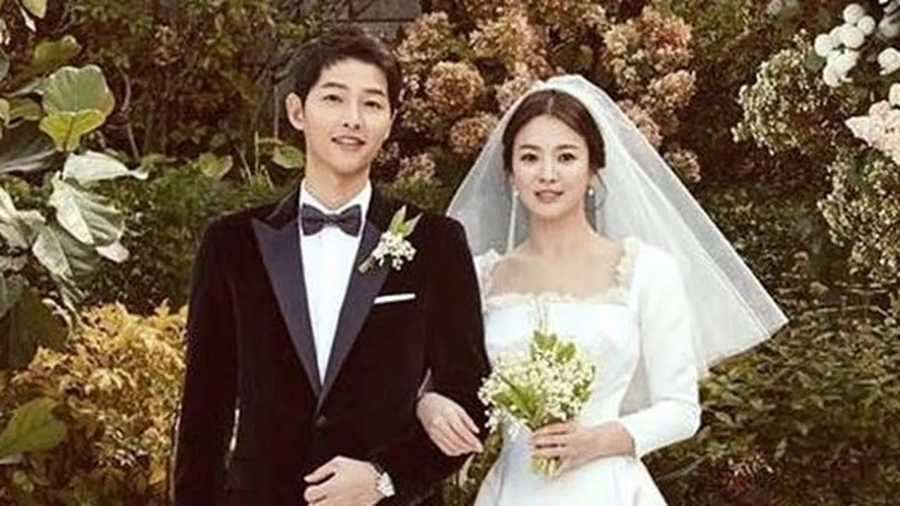Rumah Lima Lantai Milik Song Joong Ki dan Song Hye Kyo Kabarnya Dihancurkan