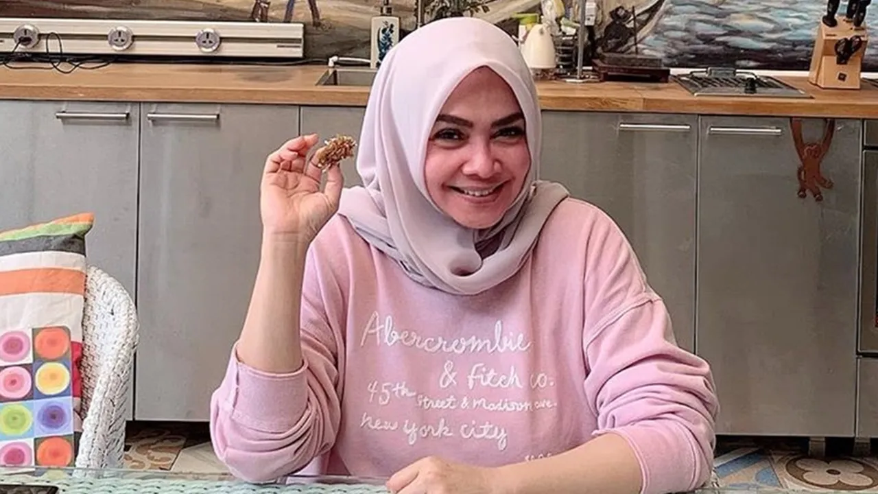Rumah Mama Rieta Amilia Punya Lift, Ini Alasannya