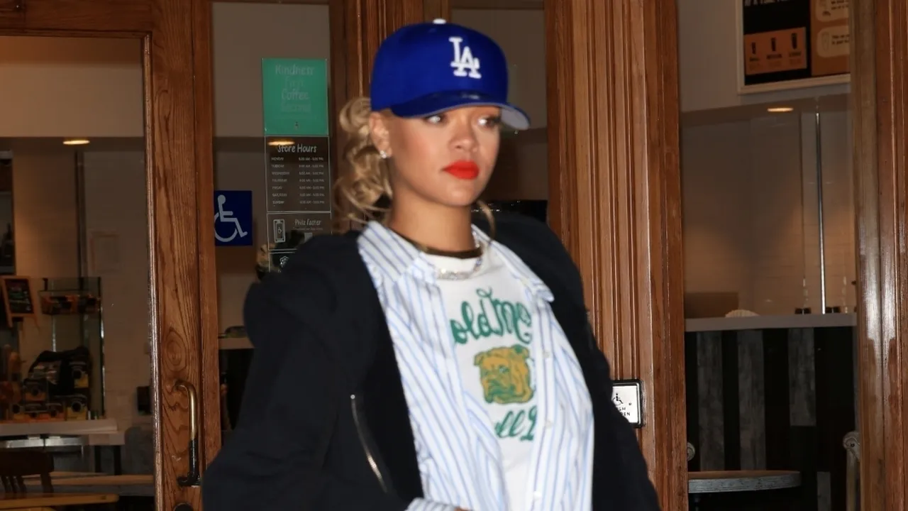 Rumah Rihanna jadi Sasaran Tembakan, Seorang Wanita Ditangkap Polisi