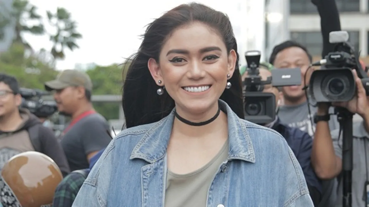 Rumah Tangga Dikabarkan Retak, Ini Kata Thalita Latief