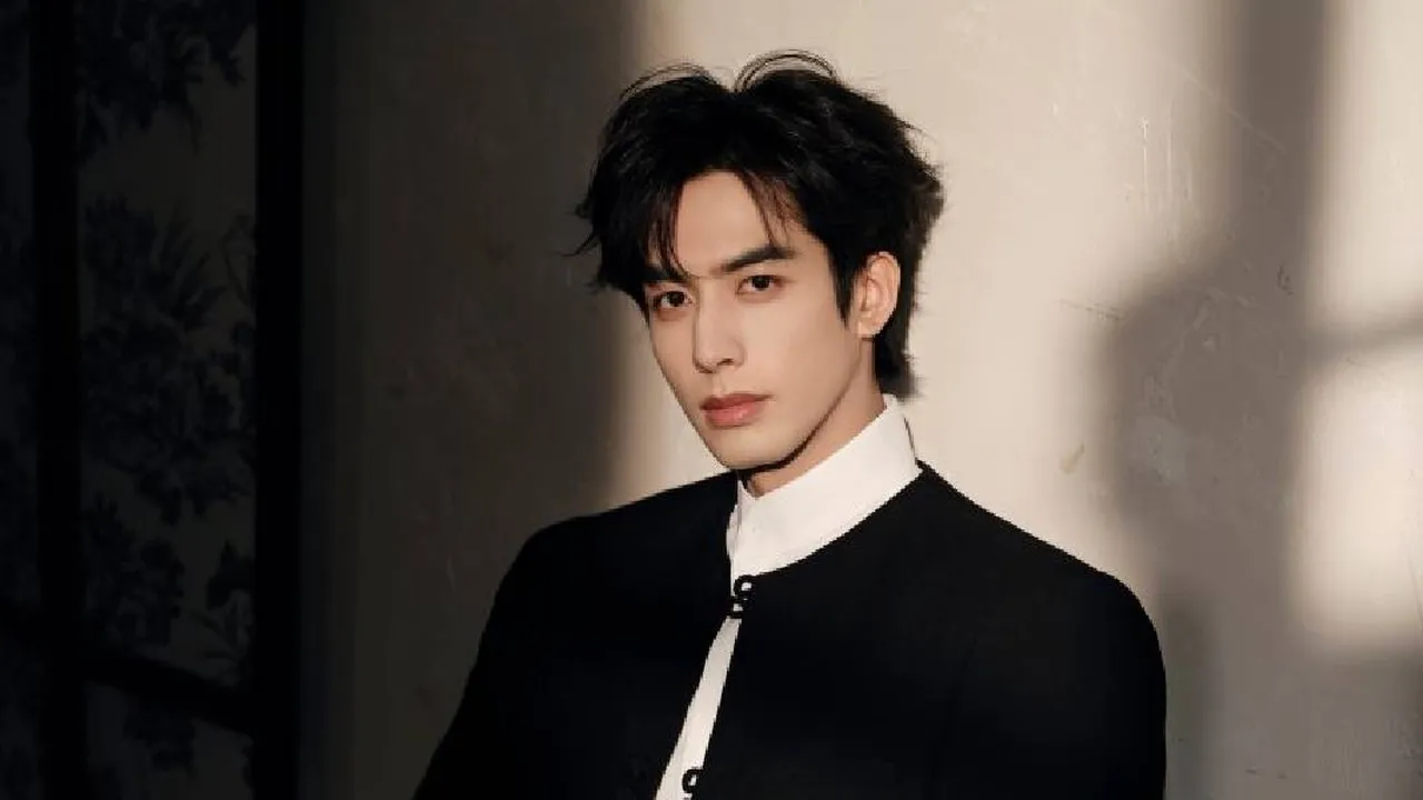 Rumor Liar Beredar, Zhao Lusi dan Song Weilong Bakal Dipasangkan di Project Drama Terbaru