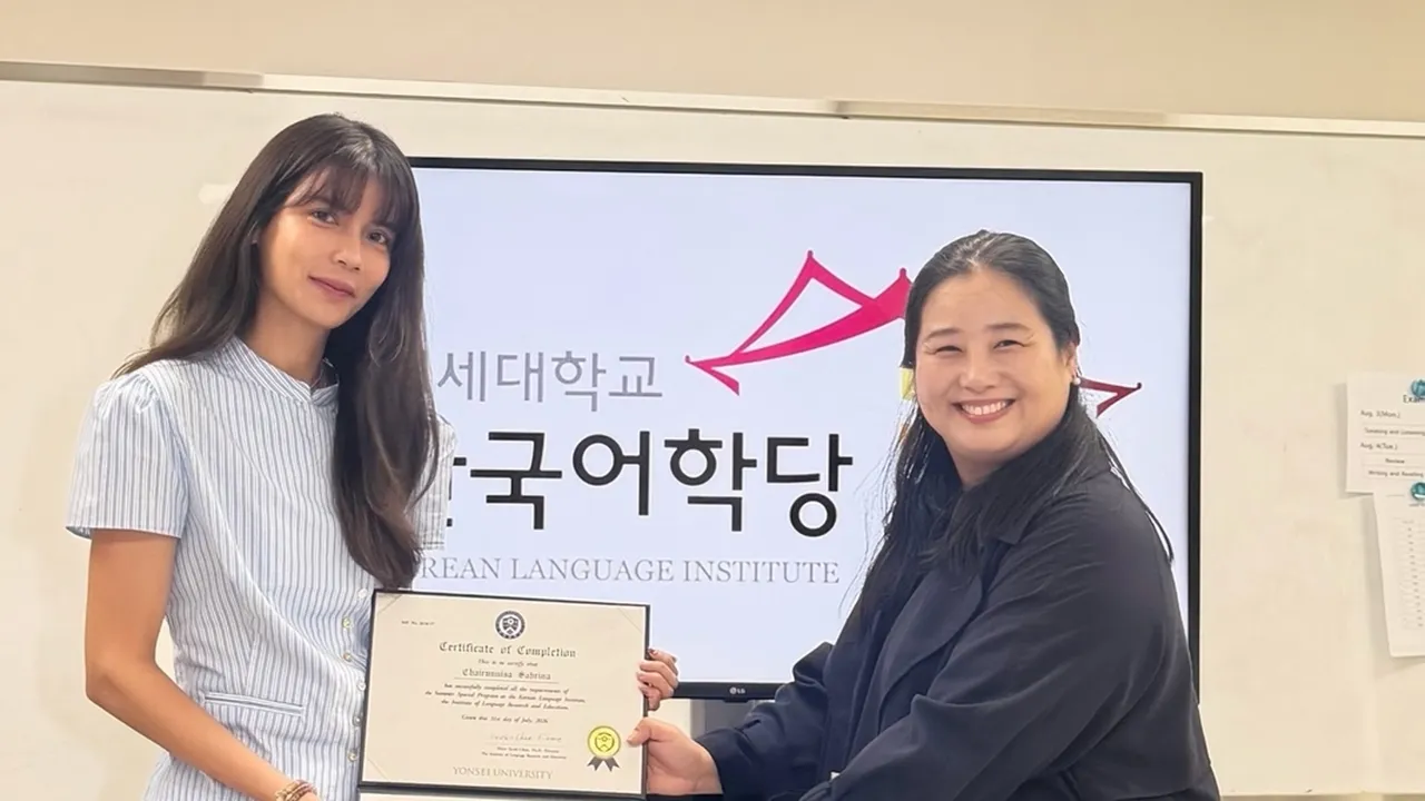 Sabrina Chairunnisa Lulus dari Yonsei University: Rampungkan Summer Special 2026