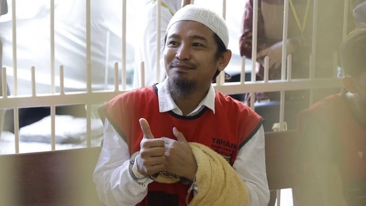 Sah, Zul Zivilia Divonis 18 Tahun Penjara
