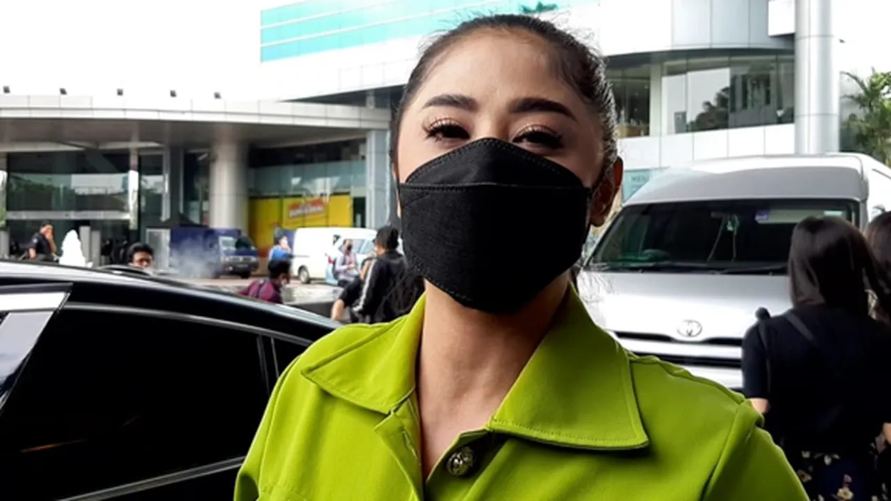 Saipul Jamil Dikabarkan Bebas Tahun Ini, Dewi Perssik Berencana Bikin Sesuatu