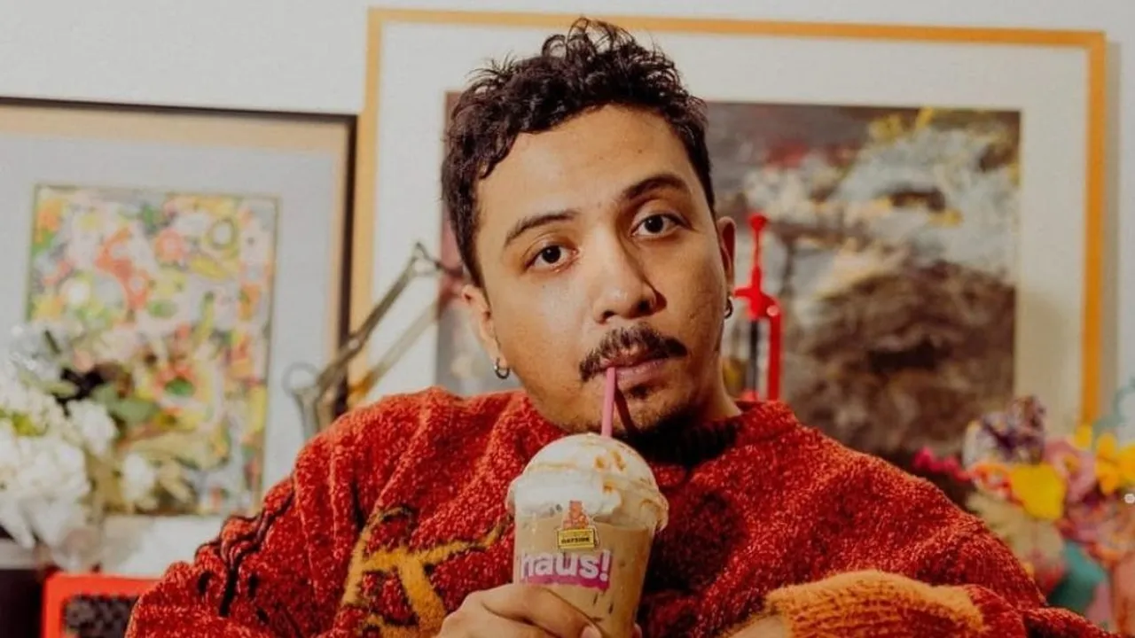 Sal Priadi Memiliki Bakat Menulis Fiksi, Kisah Terinspirasi dari Lagu Maliq & D’Essentials