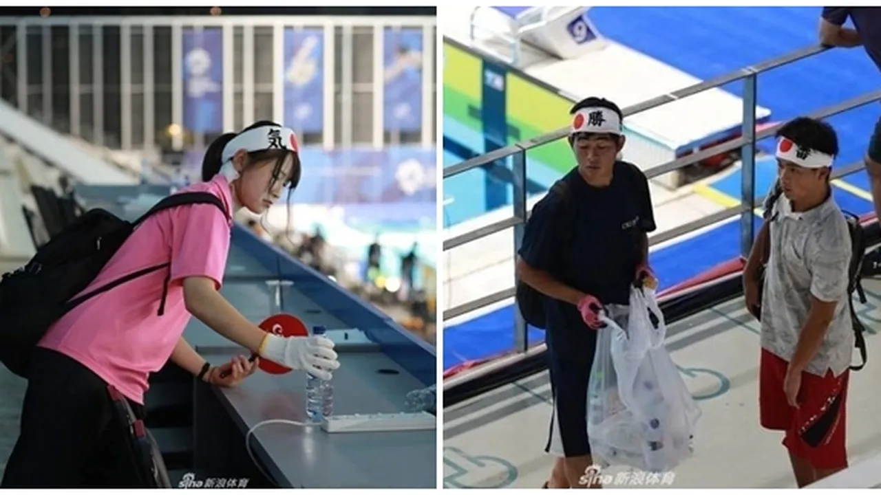 Salut! Tanpa Diminta, Suporter Jepang Bersihkan Arena Akuatik Asian Games 2018