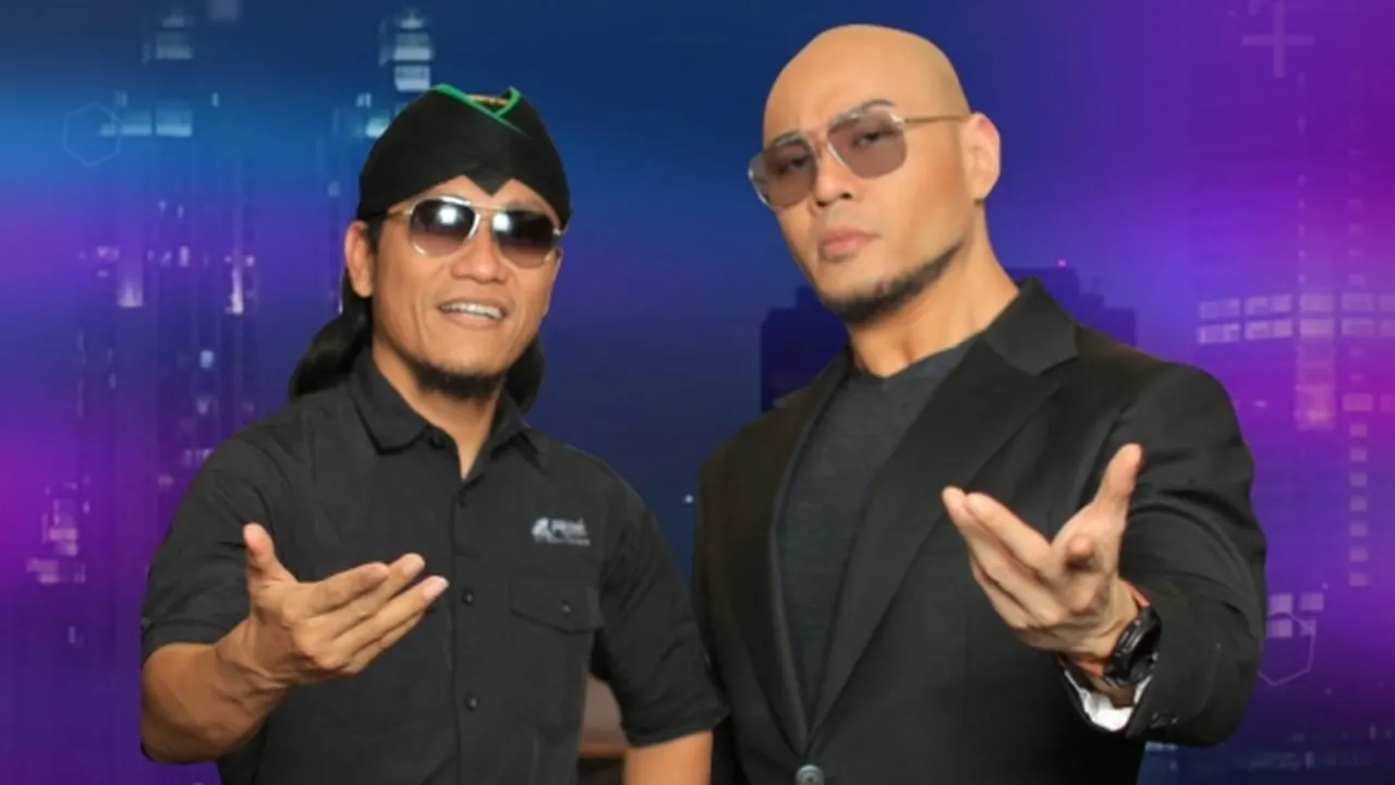 Sambut Pergantian Tahun, Deddy Corbuzier dan Gus Miftah Tausiah Bareng