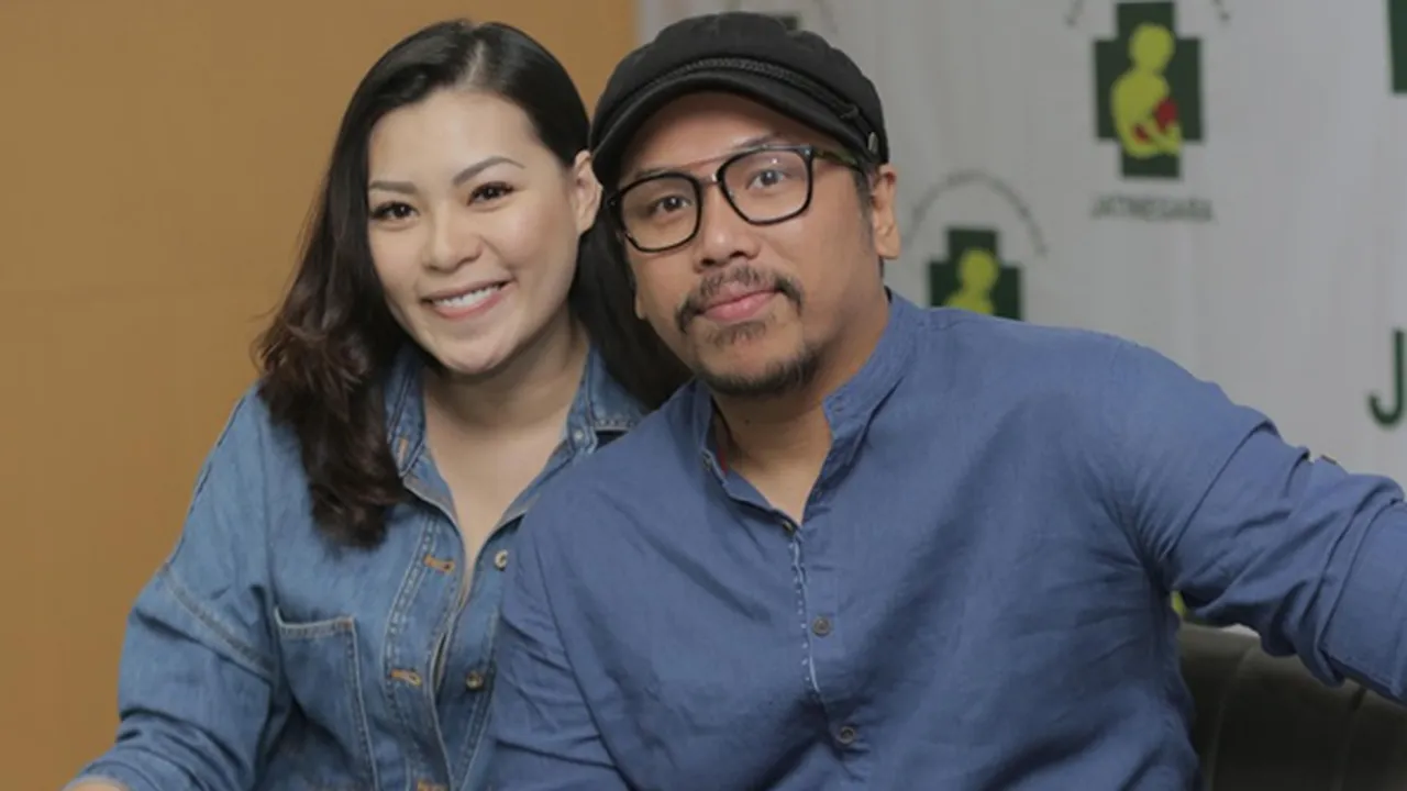 Sammy Simorangkir Mengaku Masih Gemetar Saat Gendong Bayinya