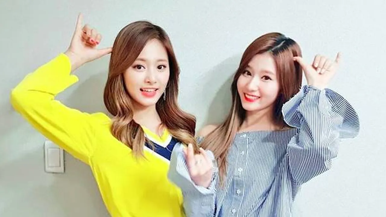 Sana dan Tzuyu TWICE Pilih Idol Terganteng & Tercantik di Daily Sports