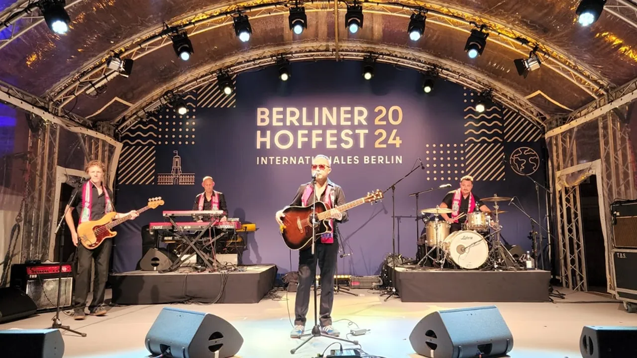 Sandhy Sondoro Gemakan Nama Indonesia di Berliner Hoffest 2024